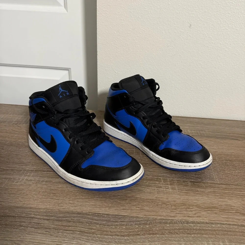 Air Jordan 1 Mid Hyper Royal Black Blue DQ8426-042 Mens Size 10.5 High Top